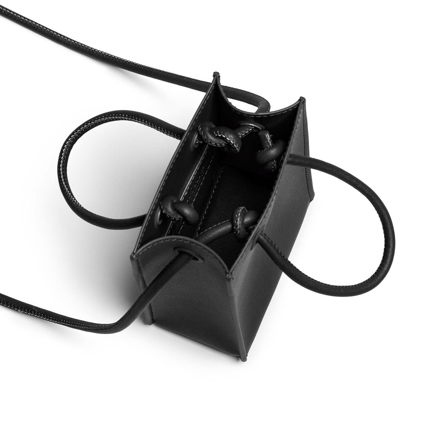 NW S - Black