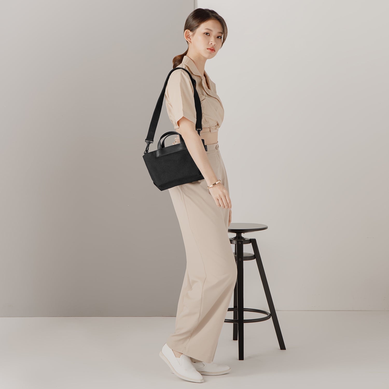 Eslona 3 S - Black