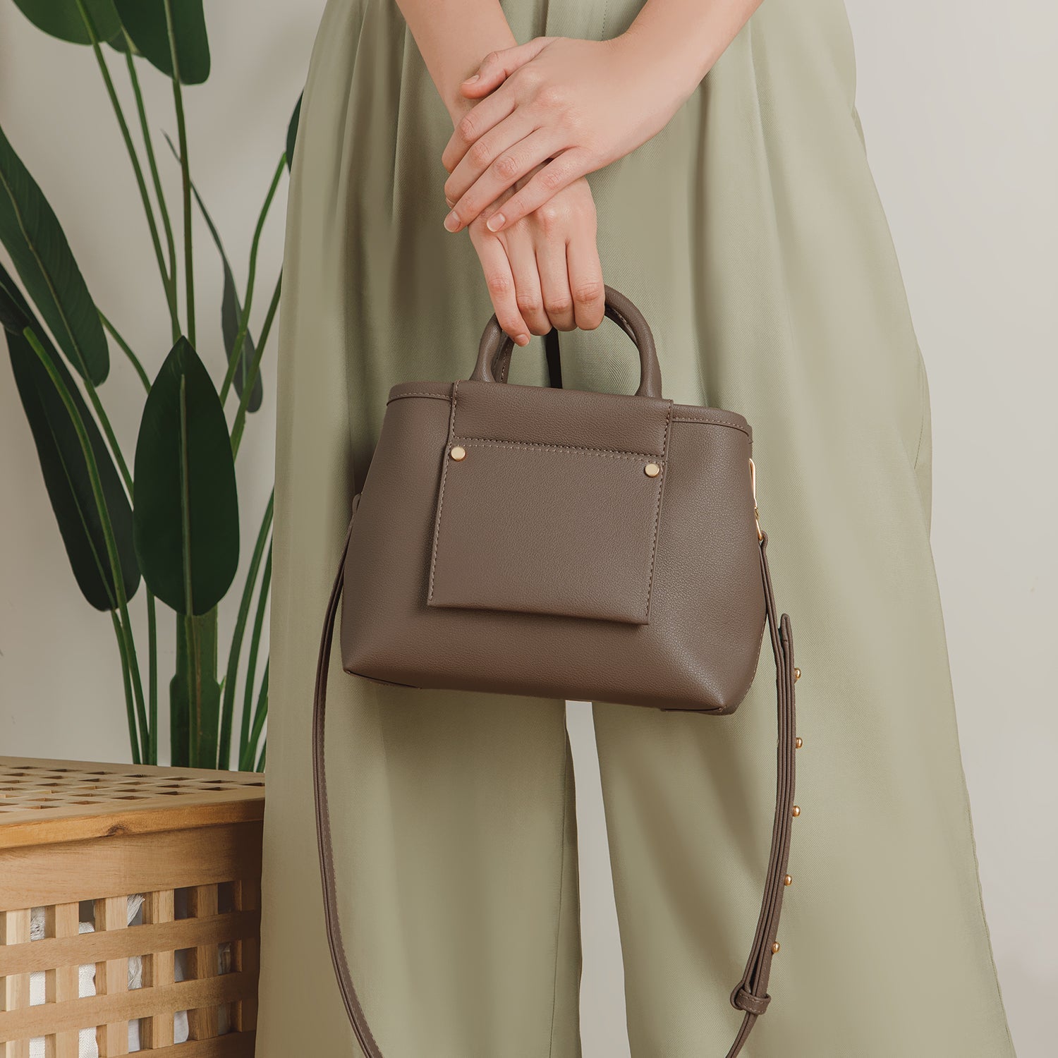 Picola Top Handle Bag - Mocha