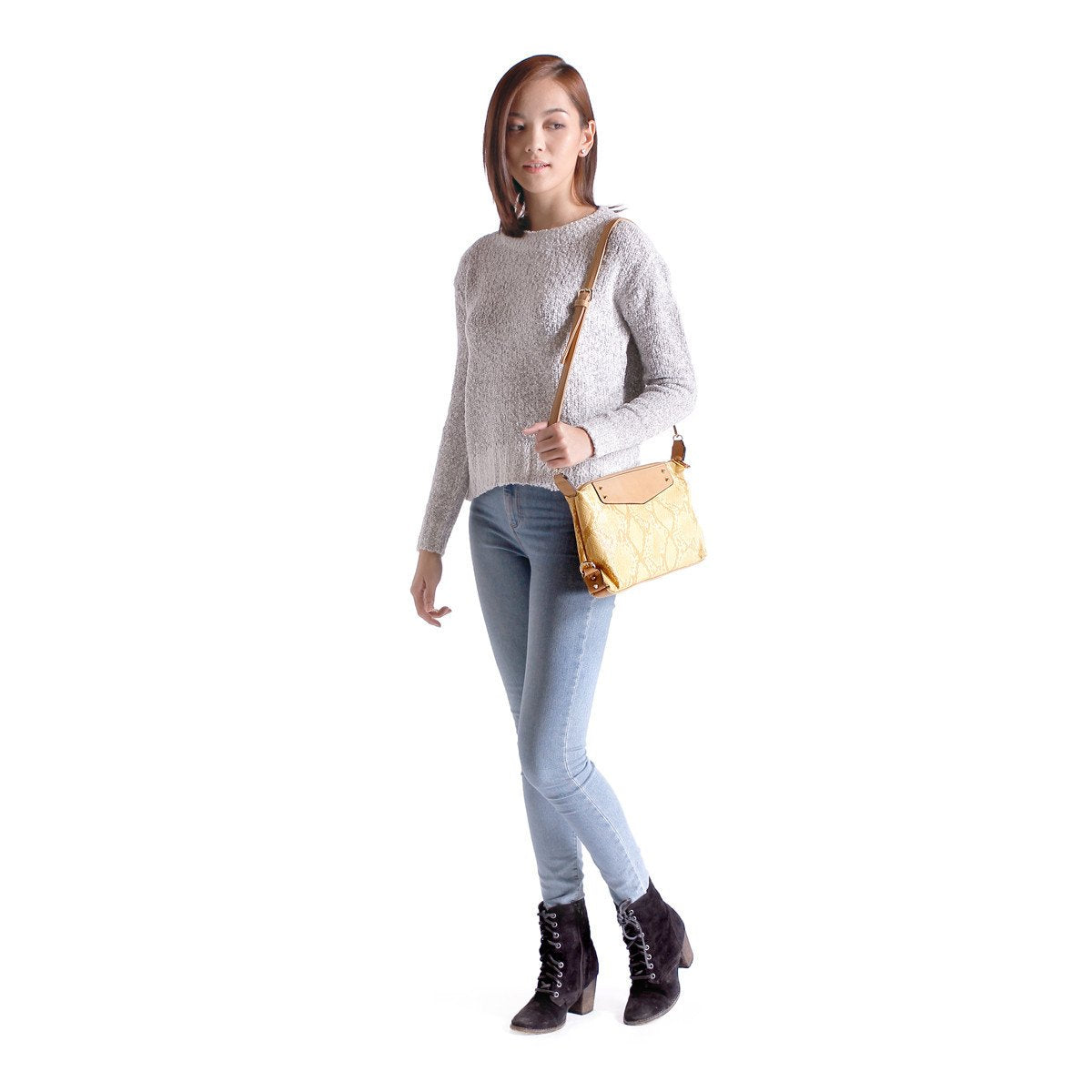 sometime sofina 3 signature clutch bag buff m1